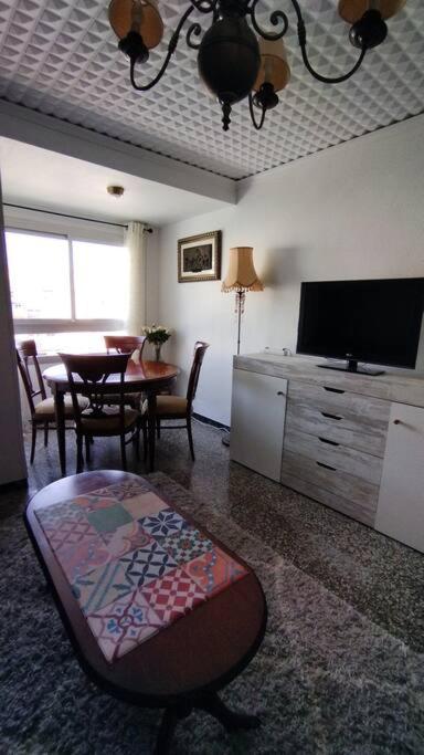 Charming Three Bedroom Apartment In Alcoi Exteriör bild